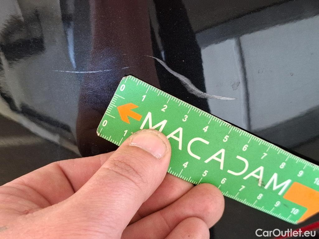  Bmw  Serie 1 BMW Série 1 / 2019 / 5P / Berline 118i DKG7 Business Design #29