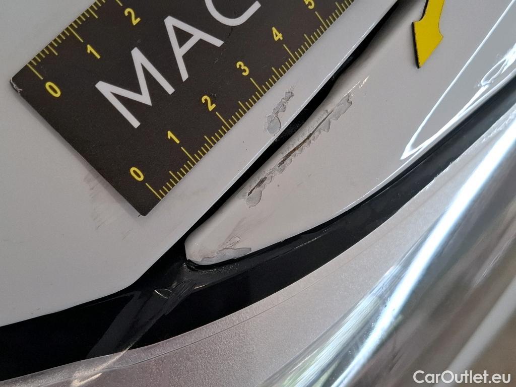  Bmw  X1 BMW  / 2019 / 5P / SUV sDrive16d Business Design #3