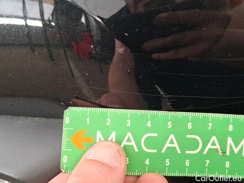  Bmw  Serie 1 BMW Série 1 / 2019 / 5P / Berline 118i DKG7 Business Design #26