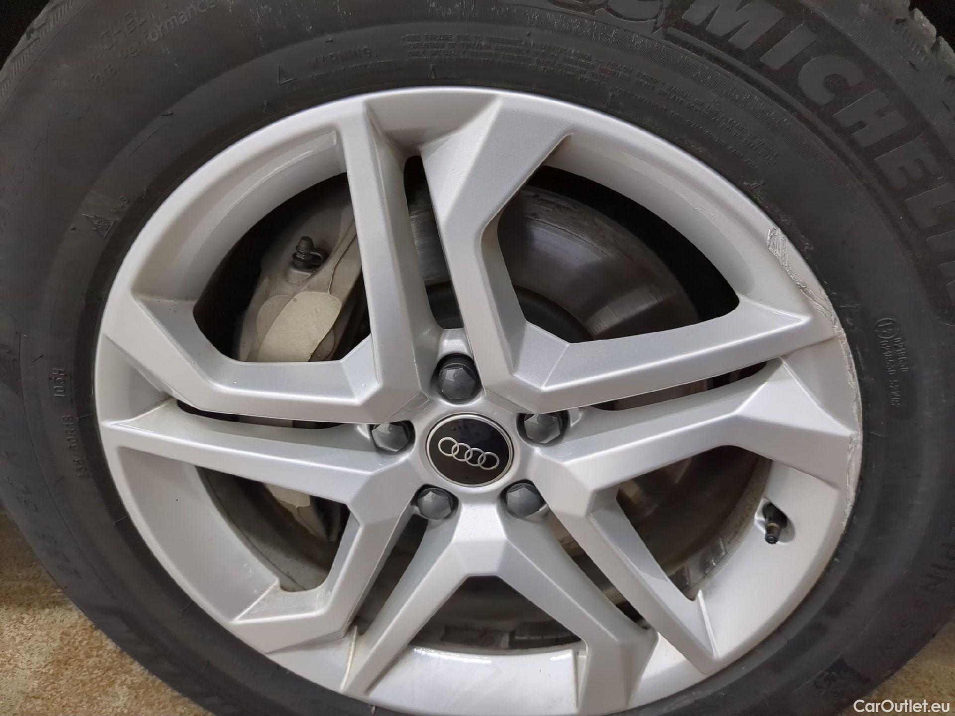  Audi  Q5 AUDI  / 2020 / 5P / SUV 50 TFSI e 299 QTT S TRO 7 BUSINESS EXE #4