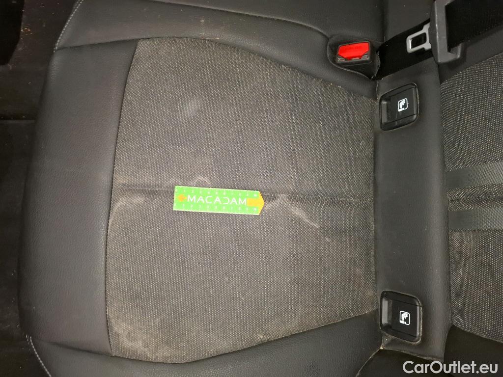  Bmw  Serie 1 BMW Série 1 / 2019 / 5P / Berline 118i DKG7 Business Design #68