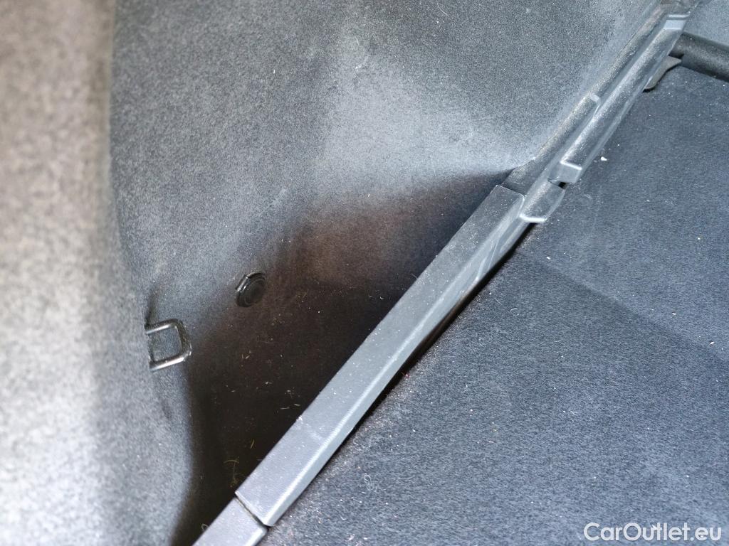  Audi  Q4 E-Tron  40 e-tron Executive 82kWh BVA #3