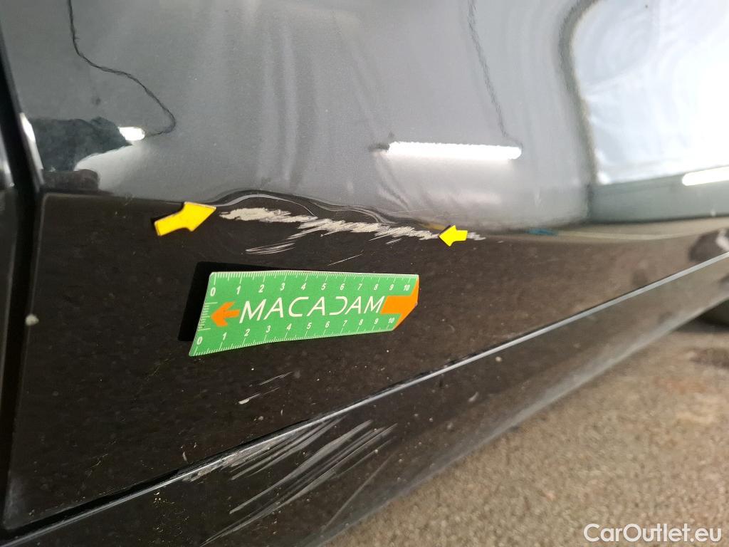  Bmw  Serie 1 BMW Série 1 / 2019 / 5P / Berline 118i DKG7 Business Design #2