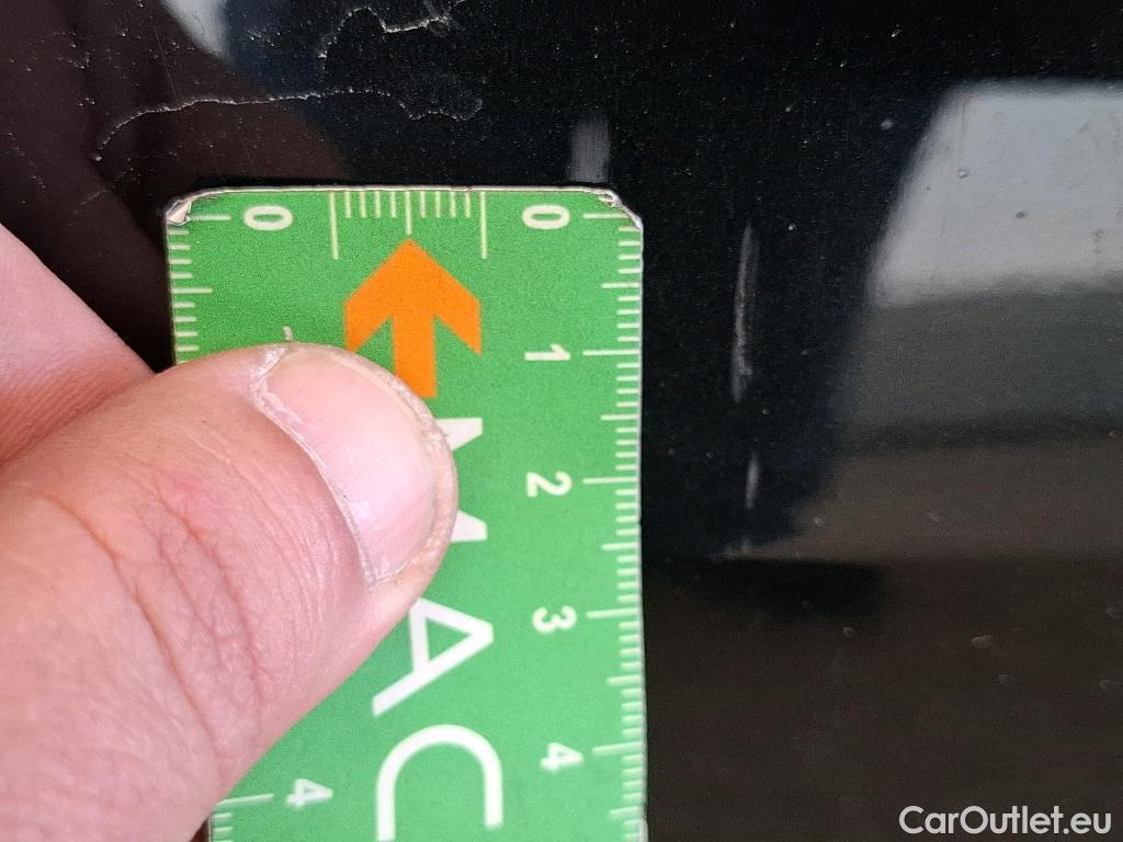  Bmw  Serie 1 BMW Série 1 / 2019 / 5P / Berline 118i DKG7 Business Design #31