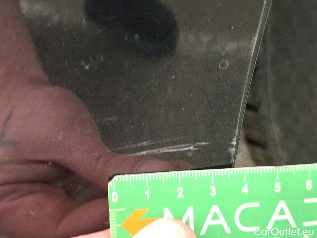  Bmw  Serie 1 BMW Série 1 / 2019 / 5P / Berline 118i DKG7 Business Design #25