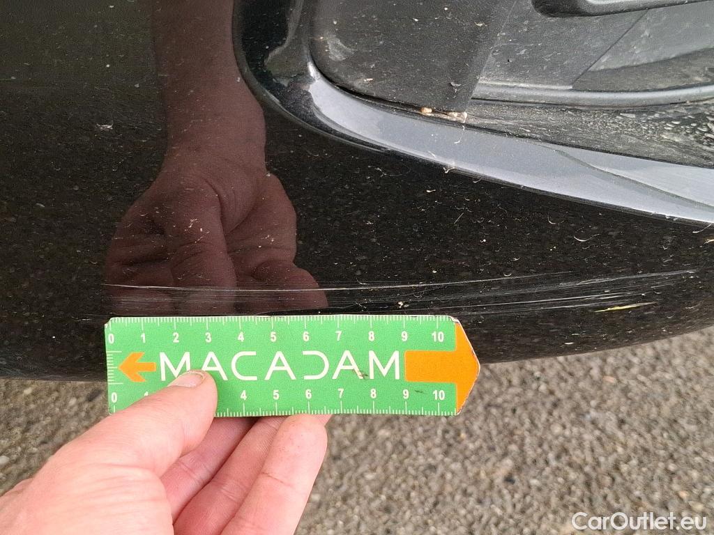  Bmw  Serie 1 BMW Série 1 / 2019 / 5P / Berline 118i DKG7 Business Design #21