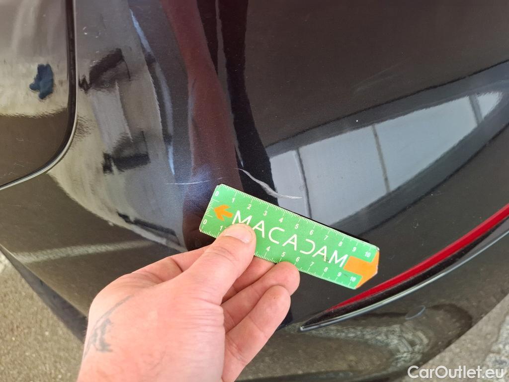  Bmw  Serie 1 BMW Série 1 / 2019 / 5P / Berline 118i DKG7 Business Design #28