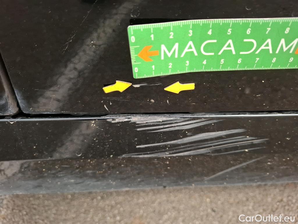  Bmw  Serie 1 BMW Série 1 / 2019 / 5P / Berline 118i DKG7 Business Design #6