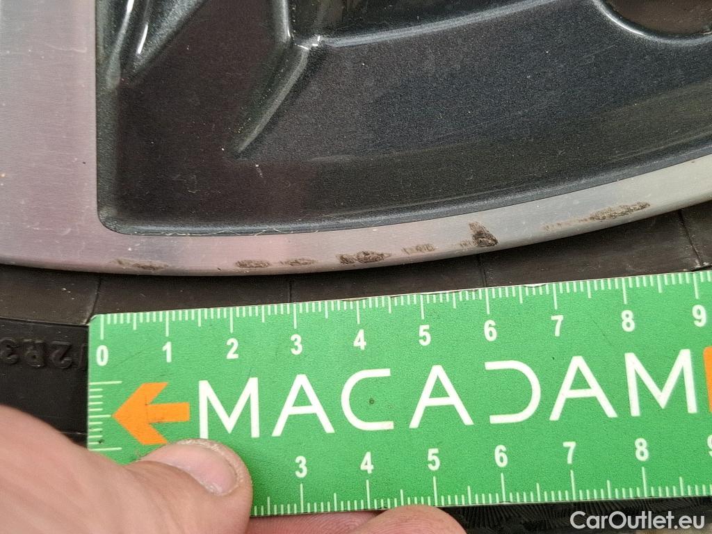  Bmw  Serie 1 BMW Série 1 / 2019 / 5P / Berline 118i DKG7 Business Design #46