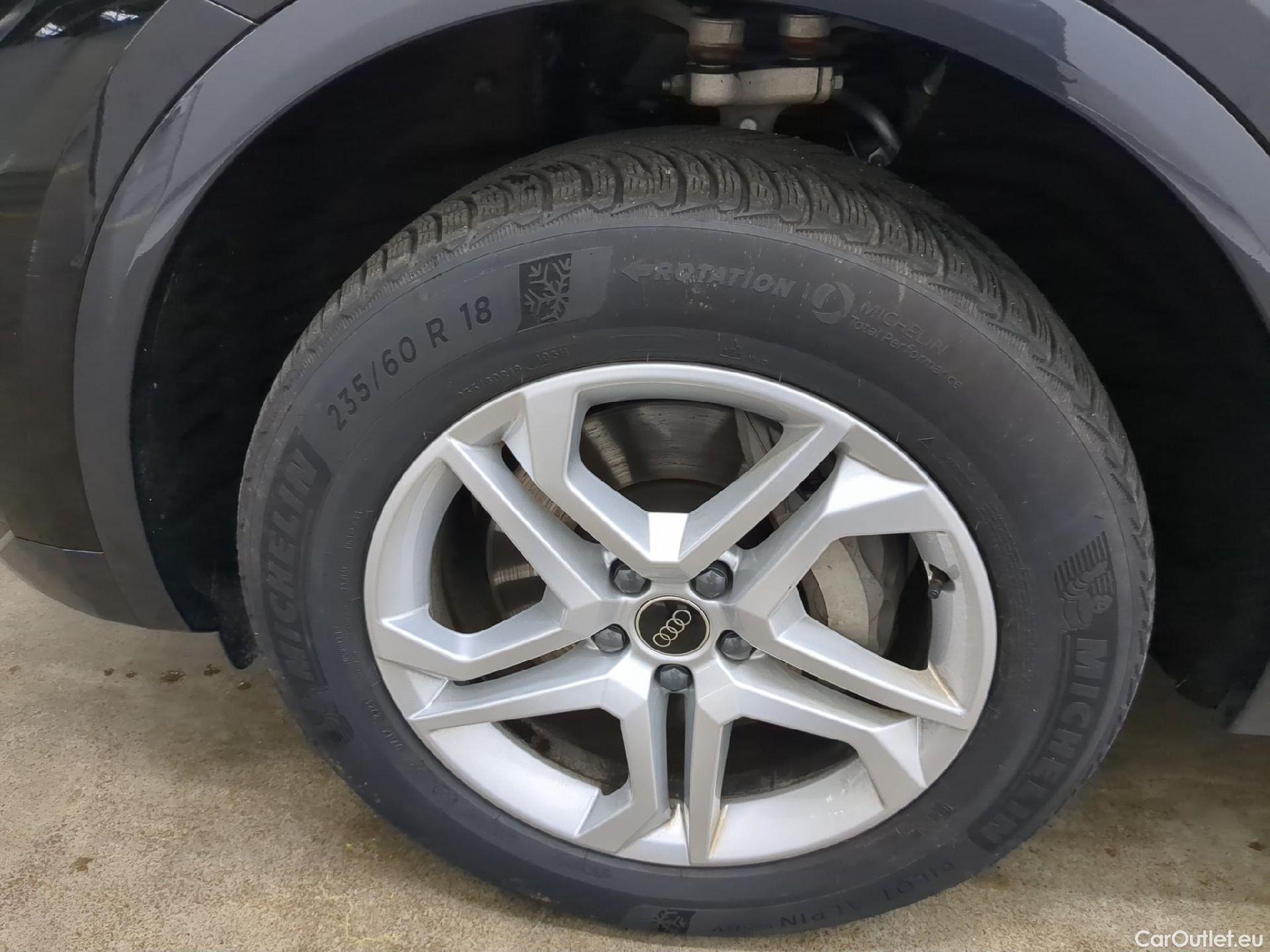  Audi  Q5 AUDI  / 2020 / 5P / SUV 50 TFSI e 299 QTT S TRO 7 BUSINESS EXE #2