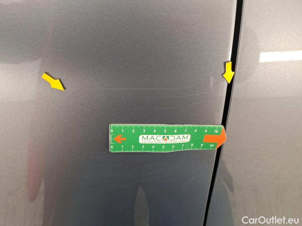  Citroen  C4  Berline Feel Pack 1.5 BlueHDI 130CV BVA8 6E #4