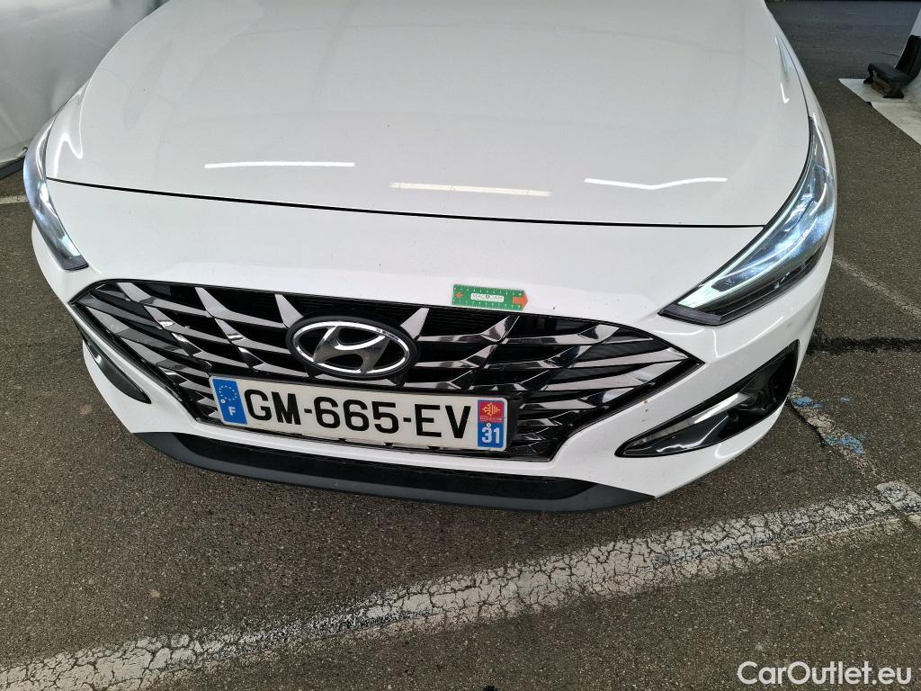  Hyundai  i30 HYUNDAI  Sport Wagon  2020  5P  Break 10 TGDI 120 MHEV IMT CREATIVE SW #40
