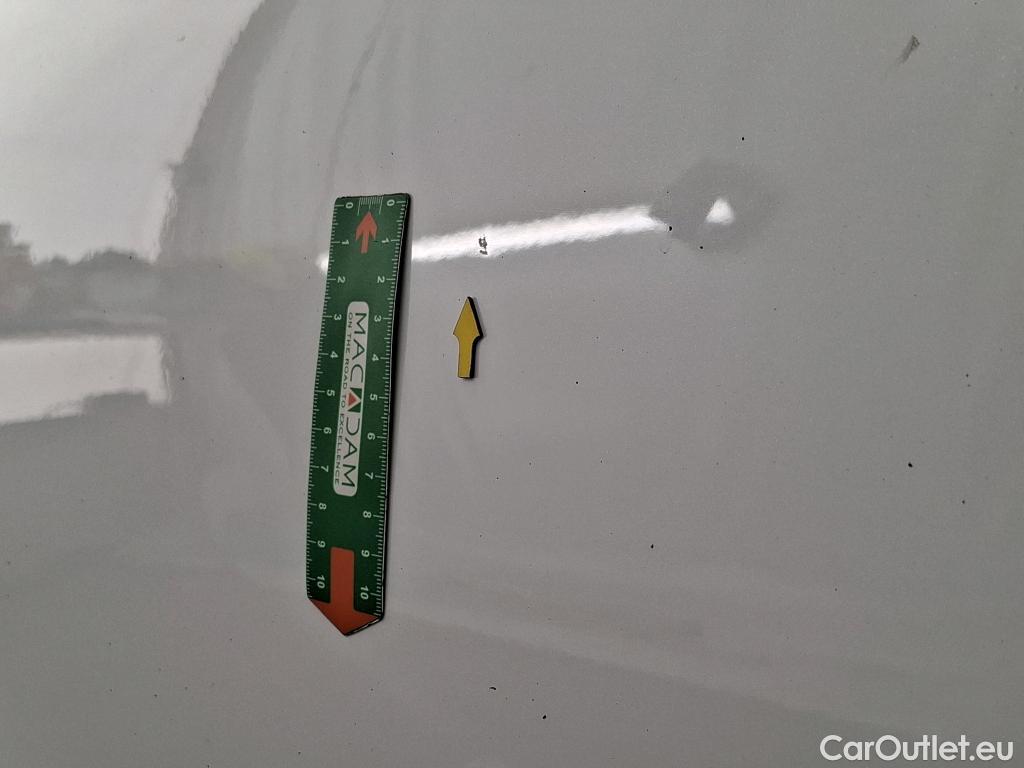  Hyundai  i30 HYUNDAI  Sport Wagon  2020  5P  Break 10 TGDI 120 MHEV IMT CREATIVE SW #46