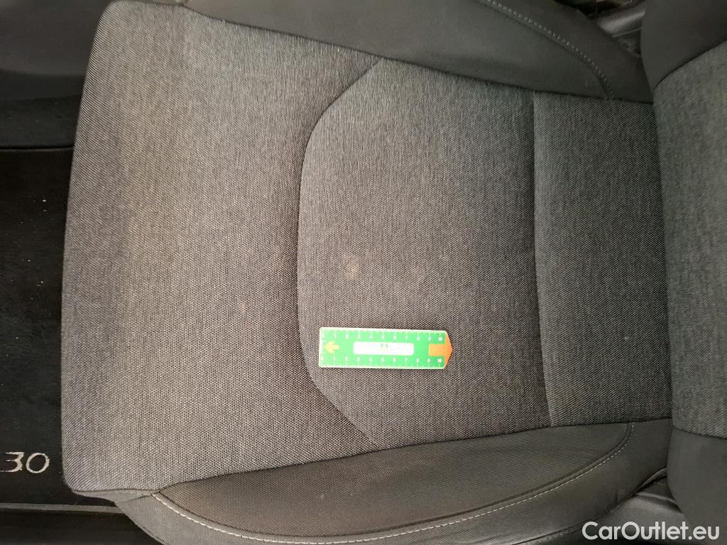  Hyundai  i30 HYUNDAI  Sport Wagon  2020  5P  Break 10 TGDI 120 MHEV IMT CREATIVE SW #33