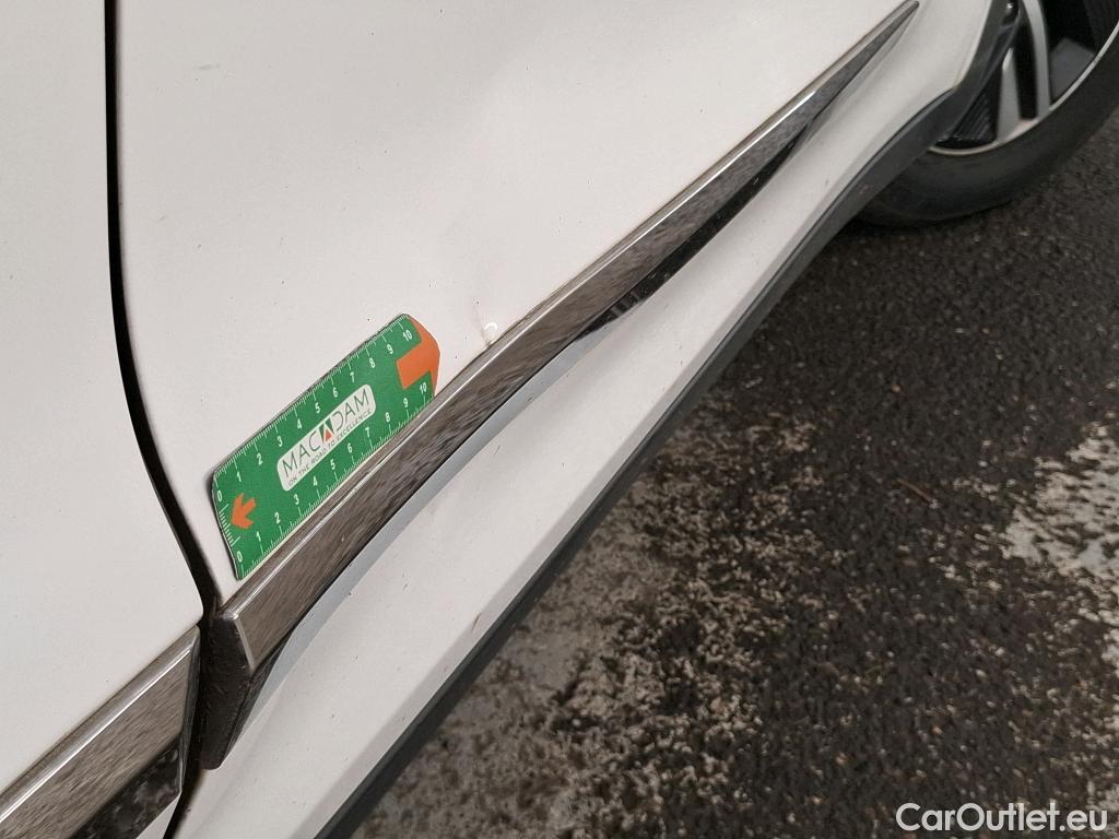  KIA  Niro KIA  / 2019 / 5P / Berline 1.6 GDI PHEV Motion DCT6 MY22 #5