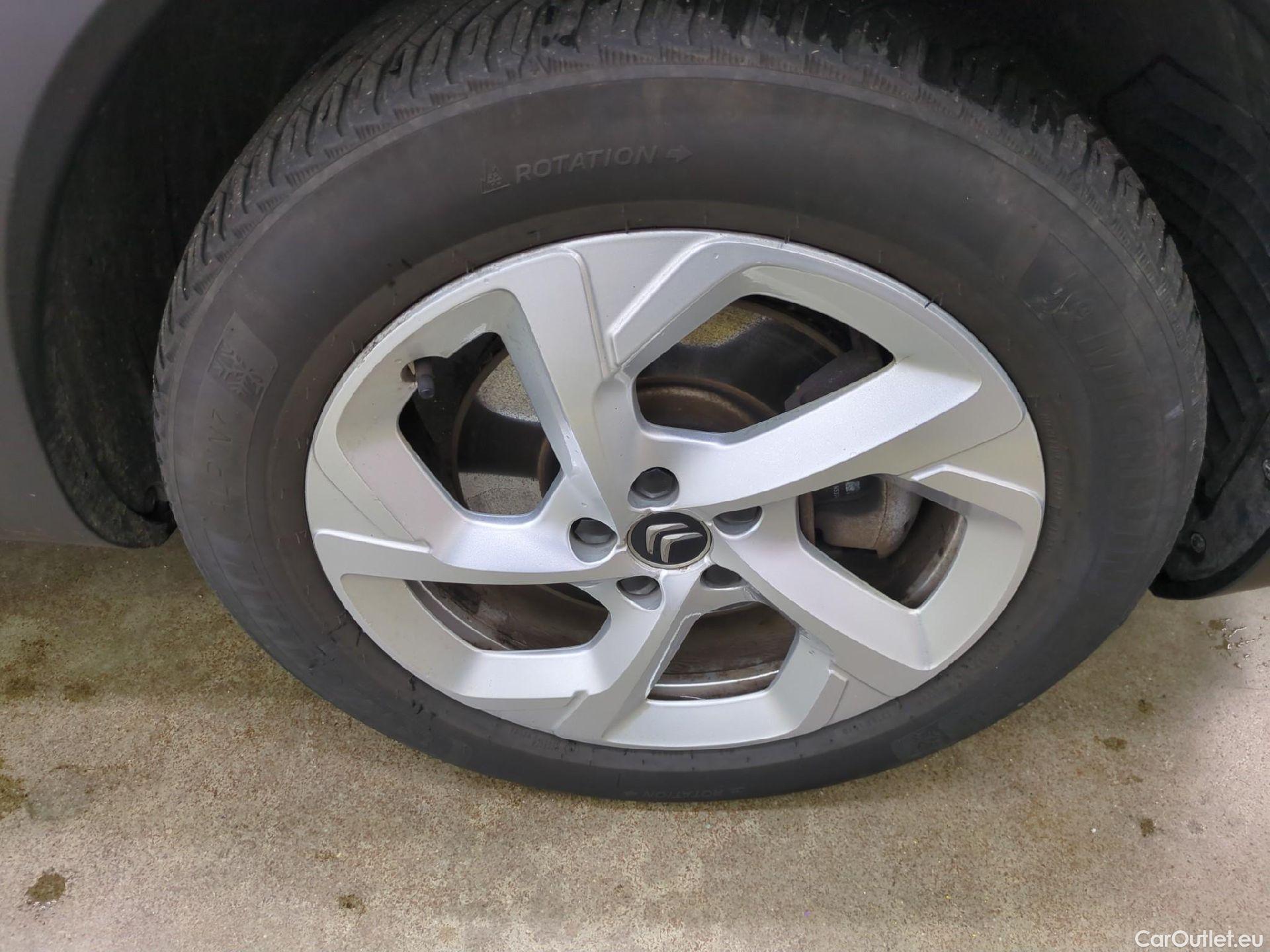  Citroen  C5 CITROEN  Aircross / 2018 / 5P / SUV Hybrid 225 ë-EAT8 Business #1