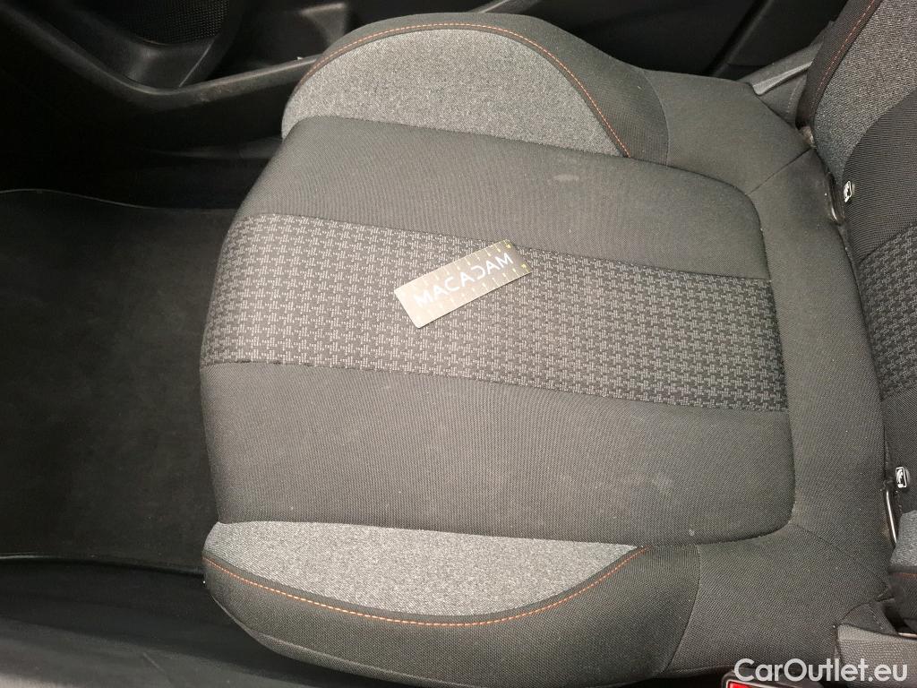  Peugeot  3008  Active Pack 1.5 HDi 130CV BVA8 E6d #35