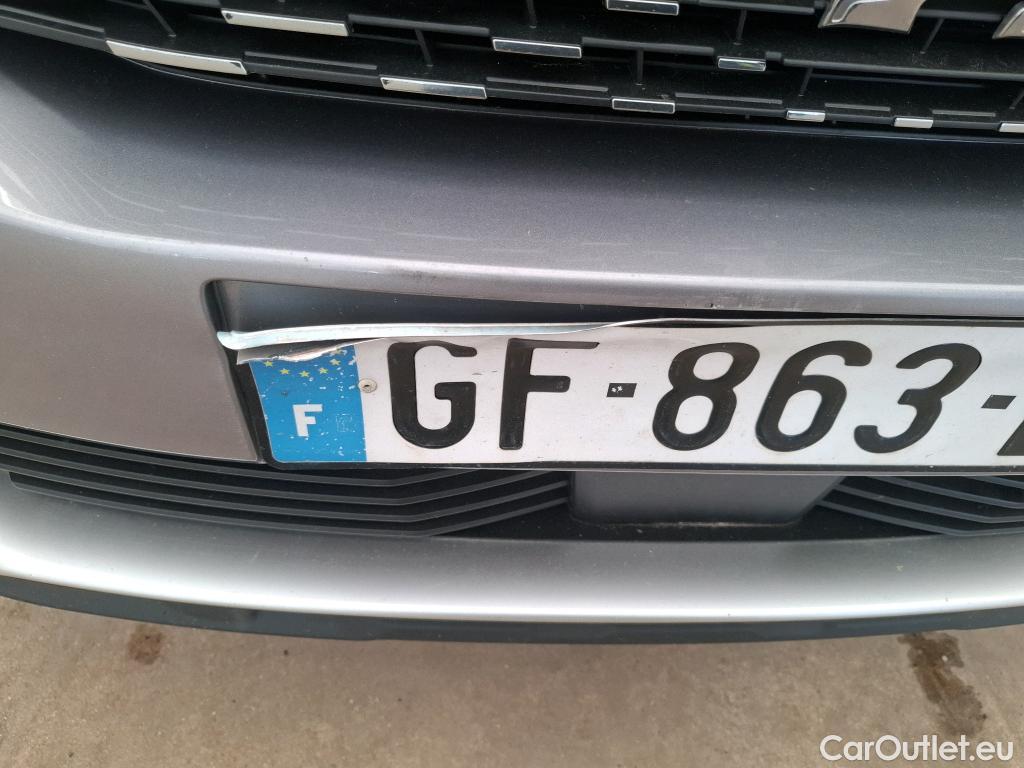  Peugeot  3008  Active Pack 1.5 HDi 130CV BVA8 E6d #33