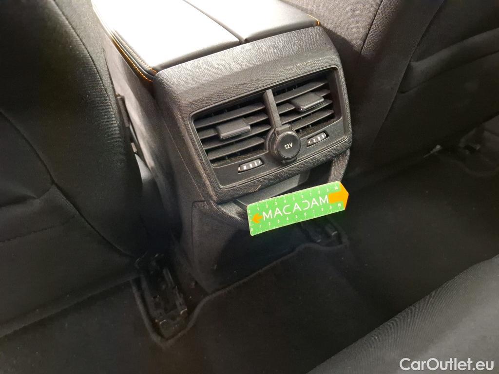  Peugeot  3008  Active Business 1.5 HDi 130CV BVM6 E6d #36