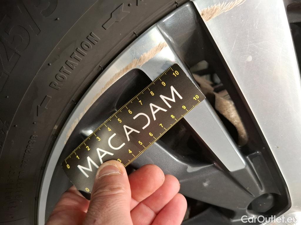  Peugeot  3008  II Allure Pack 1.5 HDi 130CV BVA8 E6d #40