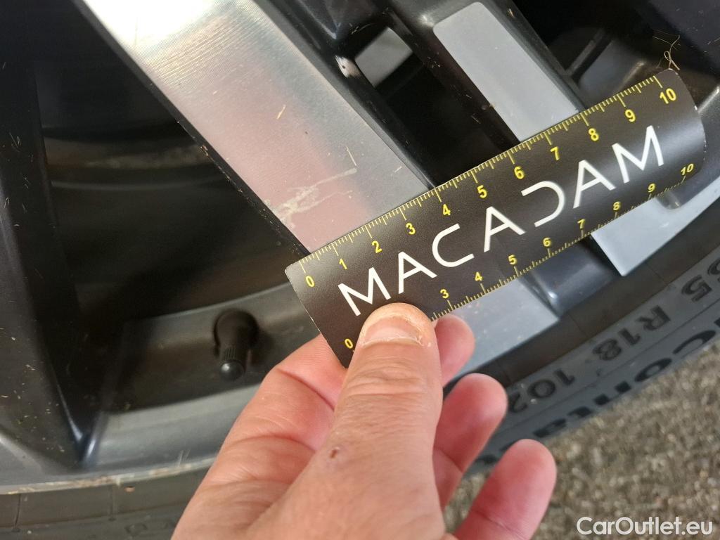  Peugeot  3008  II Allure Pack 1.5 HDi 130CV BVA8 E6d #49