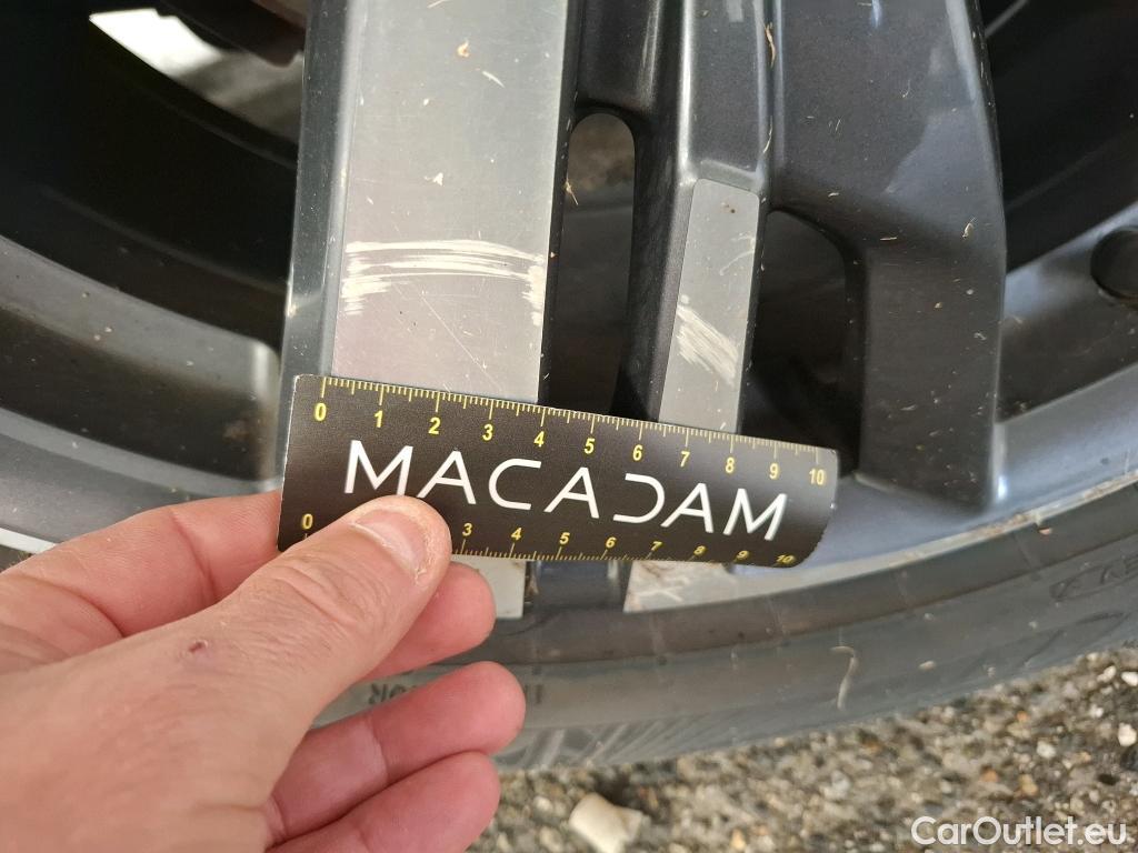  Peugeot  3008  II Allure Pack 1.5 HDi 130CV BVA8 E6d #46