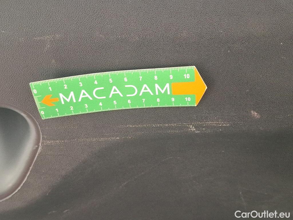  Peugeot  2008 PEUGEOT  5p Crossover BlueHDi 100 ¤6.c S&S ALLURE BUSINESS #53