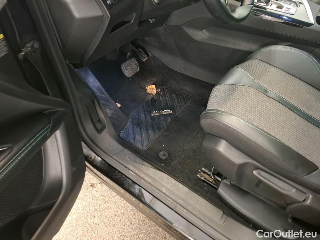  Peugeot  3008  II Allure Pack 1.5 HDi 130CV BVA8 E6d #51