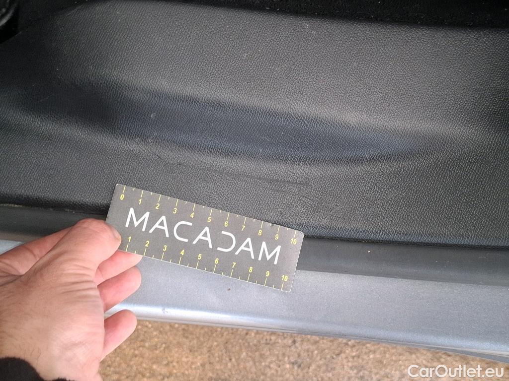  Peugeot  3008  Active Pack 1.5 HDi 130CV BVA8 E6d #14