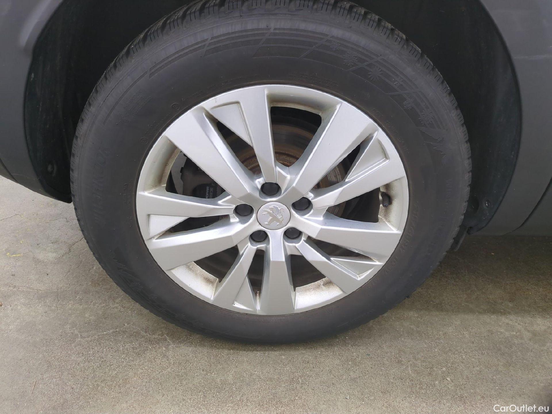  Peugeot  3008  Active Business 1.5 HDi 130CV BVM6 E6d #14