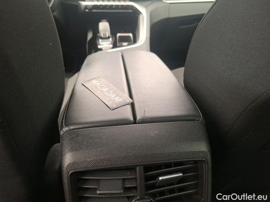  Peugeot  3008  Active Pack 1.5 HDi 130CV BVA8 E6d #17