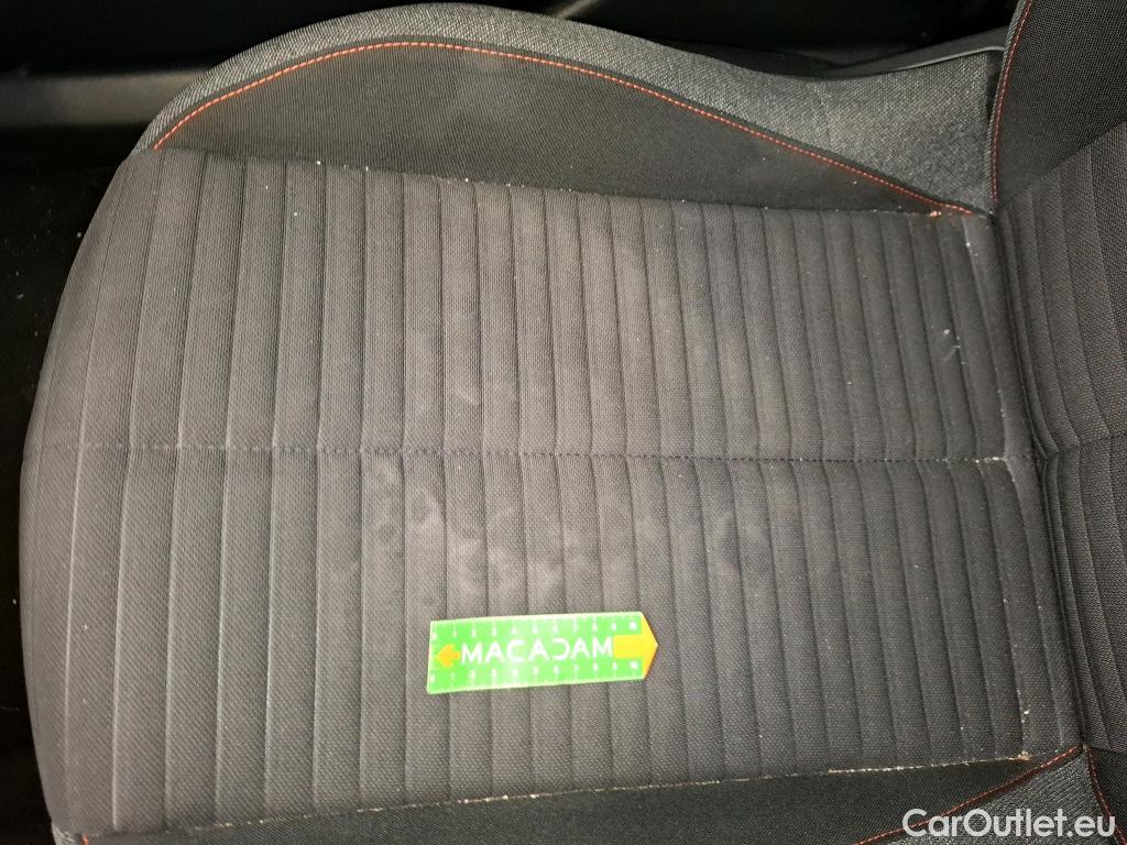  Peugeot  2008  Active Business 1.5 HDi 110CV BVM6 E6d #32