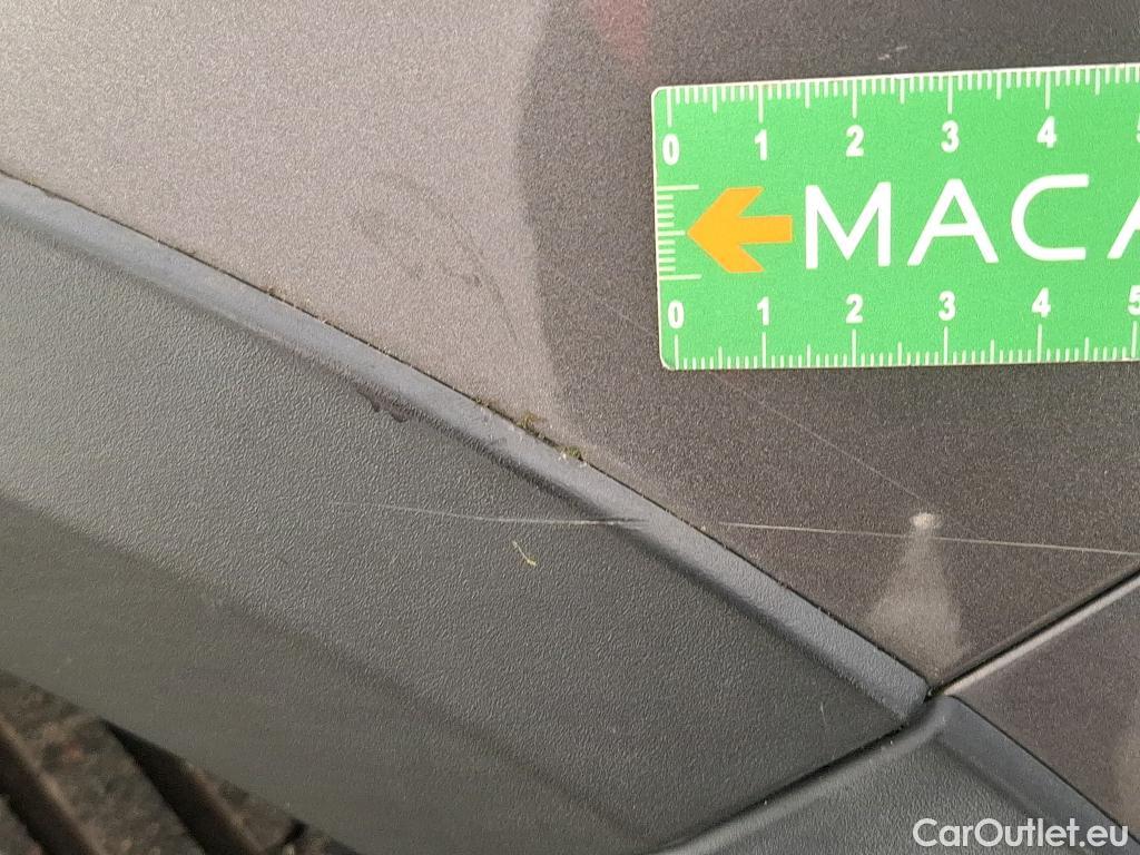  Peugeot  2008 PEUGEOT  5p Crossover BlueHDi 100 ¤6.c S&S ALLURE BUSINESS #85