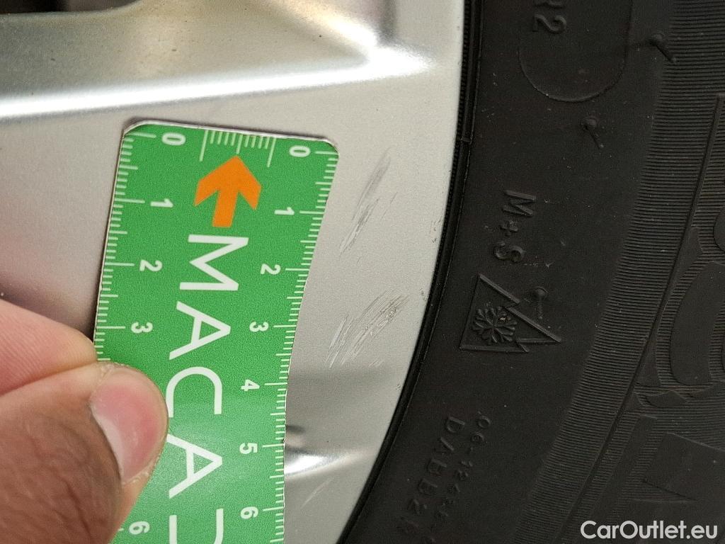  Peugeot  3008  Active Business 1.5 HDi 130CV BVM6 E6d #47