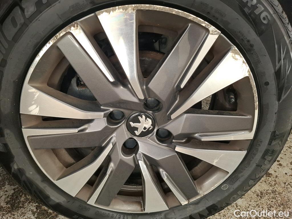  Peugeot  2008 PEUGEOT  5p Crossover BlueHDi 100 ¤6.c S&S ALLURE BUSINESS #20