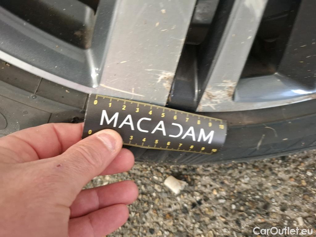  Peugeot  3008  II Allure Pack 1.5 HDi 130CV BVA8 E6d #48