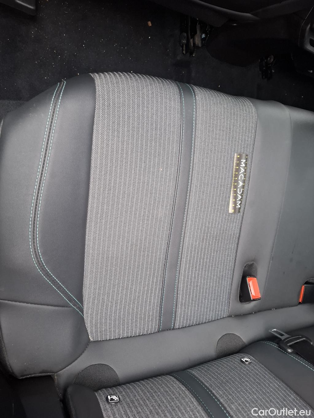  Peugeot  3008  II Allure Pack 1.5 HDi 130CV BVA8 E6d #69