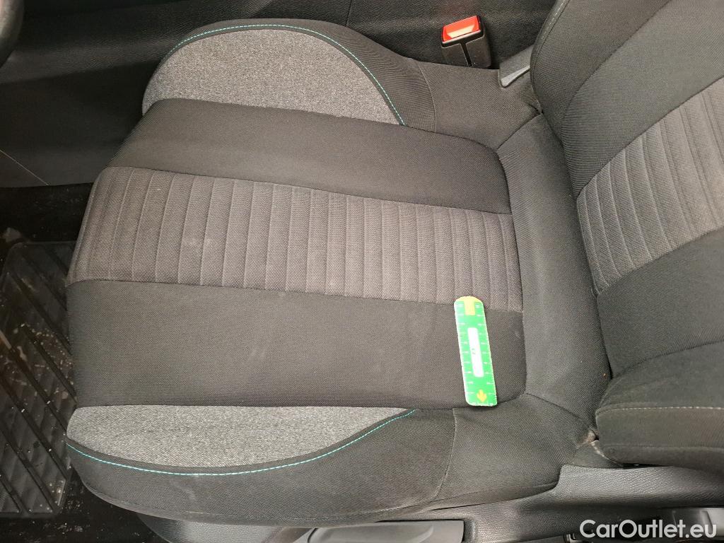  Peugeot  3008  II Style 1.5 HDi 130CV BVA8 E6d #19