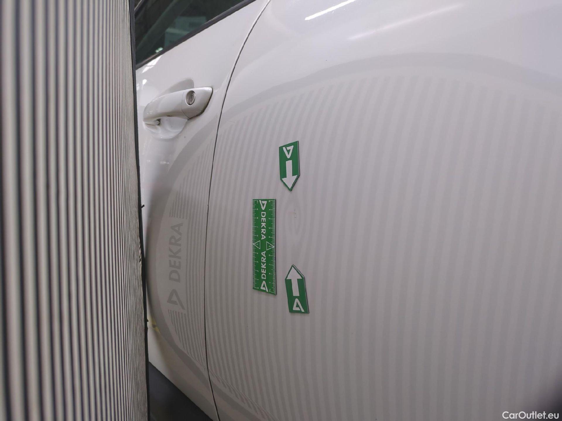  Peugeot  3008  Active Business 1.5 HDi 130CV BVM6 E6d #19