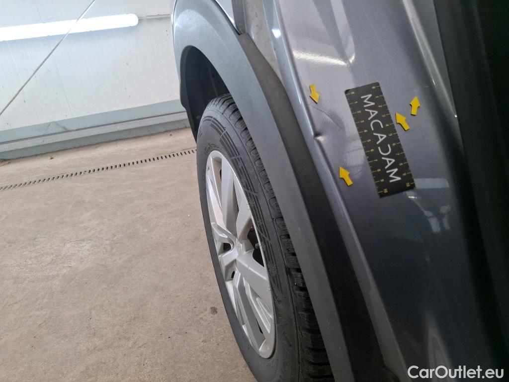  Peugeot  3008  Active Pack 1.5 HDi 130CV BVA8 E6d #9