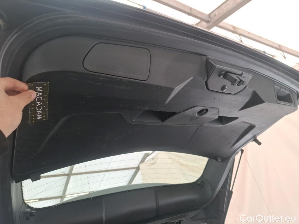  Peugeot  3008  Active Pack 1.5 HDi 130CV BVA8 E6d #21