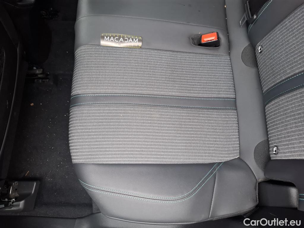  Peugeot  3008  II Allure Pack 1.5 HDi 130CV BVA8 E6d #68