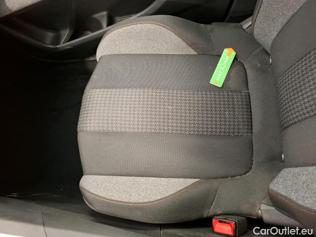  Peugeot  3008  Active Pack 1.5 HDi 130CV BVA8 E6d #6