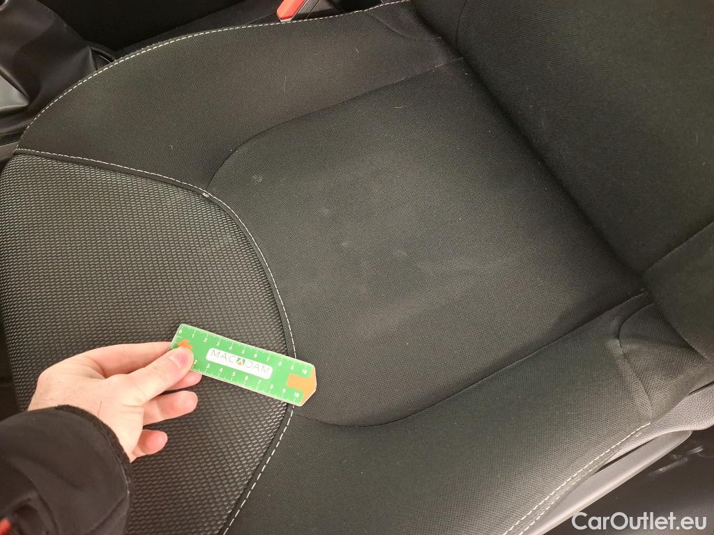  Renault  Clio RENAULT  / 2016 / 5P / Berline &Business TCe 90 #14