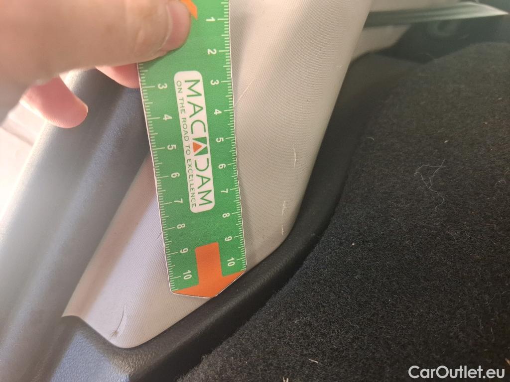  Renault  Clio RENAULT  / 2016 / 5P / Berline &Business TCe 90 #8