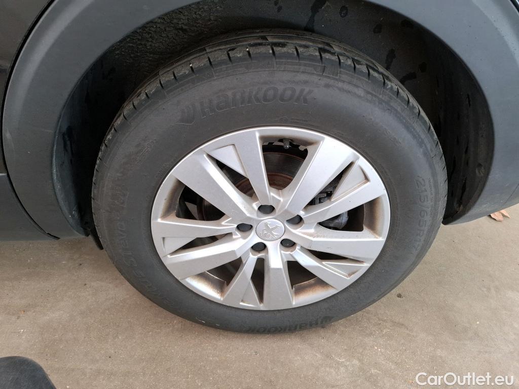  Peugeot  5008  Active Pack 1.5 HDi 130CV BVA8 7 Sieges E6d #12