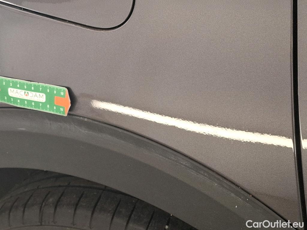  Peugeot  5008  Allure Pack 1.5 HDi 130CV BVA8 7 Sieges E6d #8