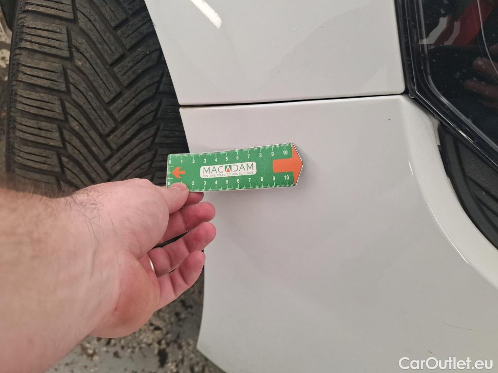  Renault  Clio  IV Business 0.9 TCe 90CV BVM5 E6 #2