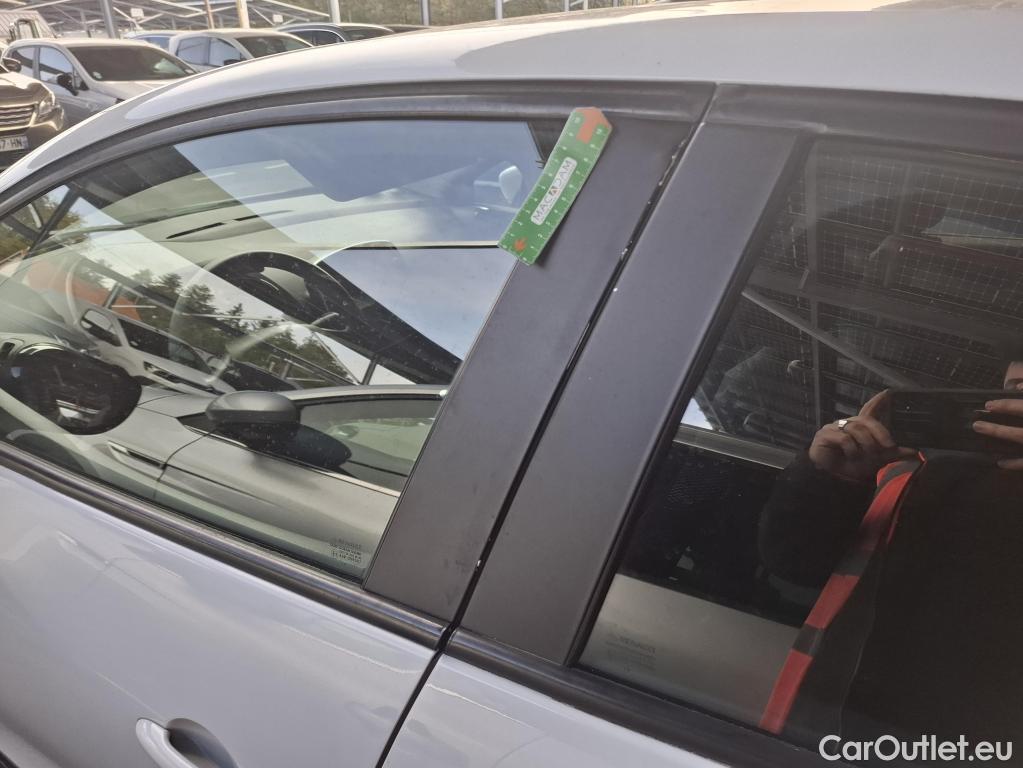  Renault  Clio  IV Business 0.9 TCe 90CV BVM5 E6 #30