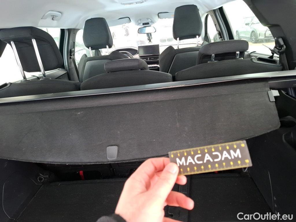  Peugeot  5008  Active Pack 1.5 HDi 130CV BVA8 7 Sieges E6d #17